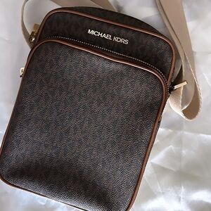 Michael Kors Crossbody